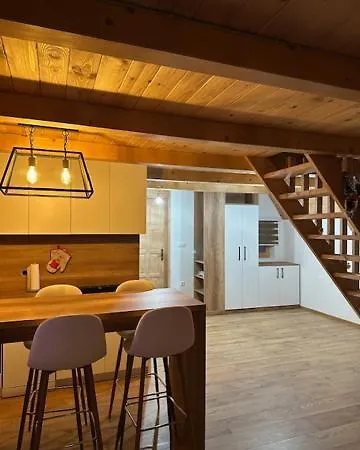 Holiday home Planinska Kuca Rea, *